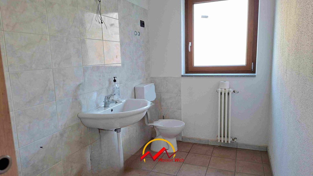 Immagine per Uffici e magazzino a Villeneuve