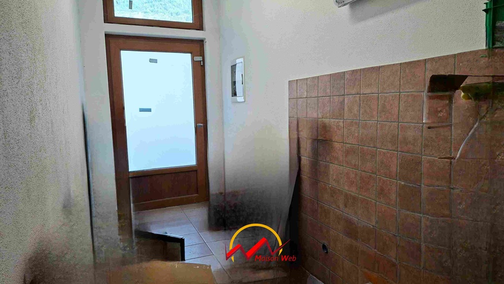 Immagine per Uffici e magazzino a Villeneuve