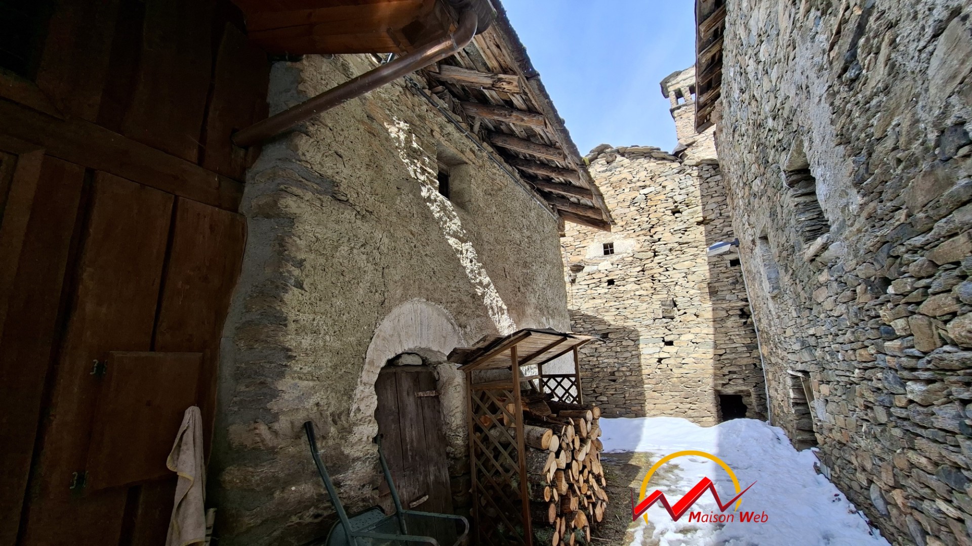 Immagine per Rustico a Les Combes di Introd con progetto approvato