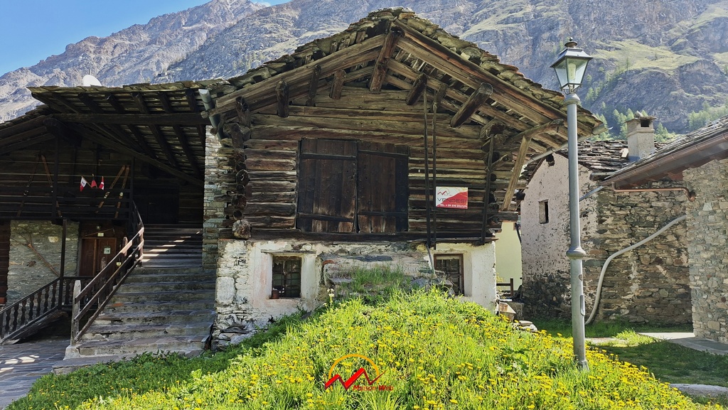 Immagine per Storico rascard valdostano nel cuore del Gran Paradiso