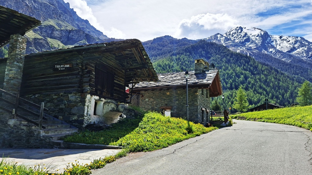 Immagine per Storico rascard valdostano nel cuore del Gran Paradiso