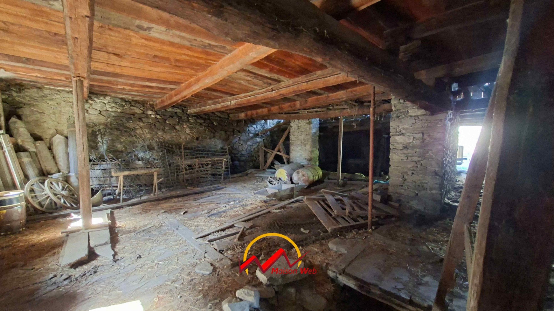 Immagine per Terratetto da ristrutturare + rustico e autorimessa